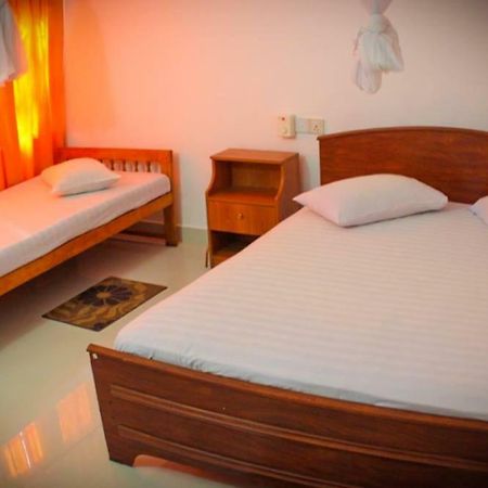 Hotel Cottage Tourist Rest Ponnarankulama Zewnętrze zdjęcie